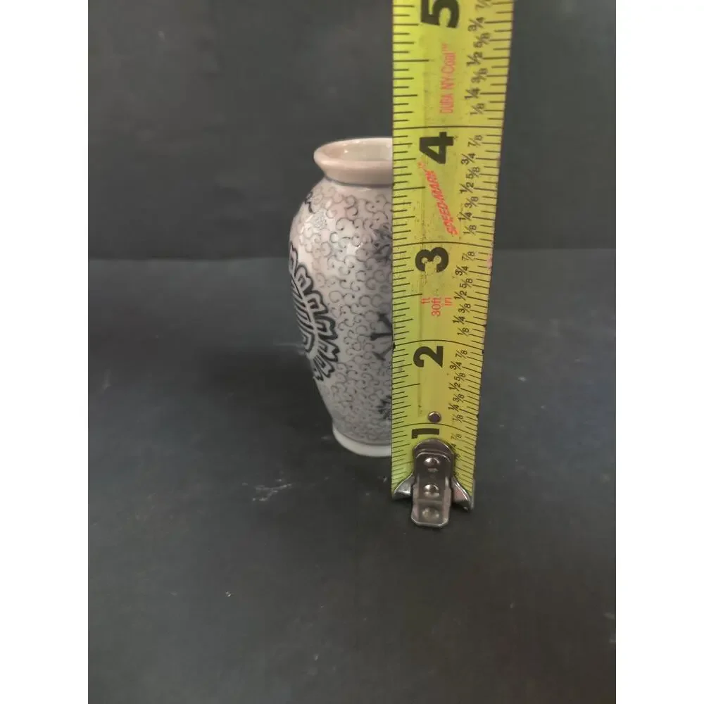 Vintage Blue And White Porcelain Miniature Vase Chinoiserie Asian Decor 4